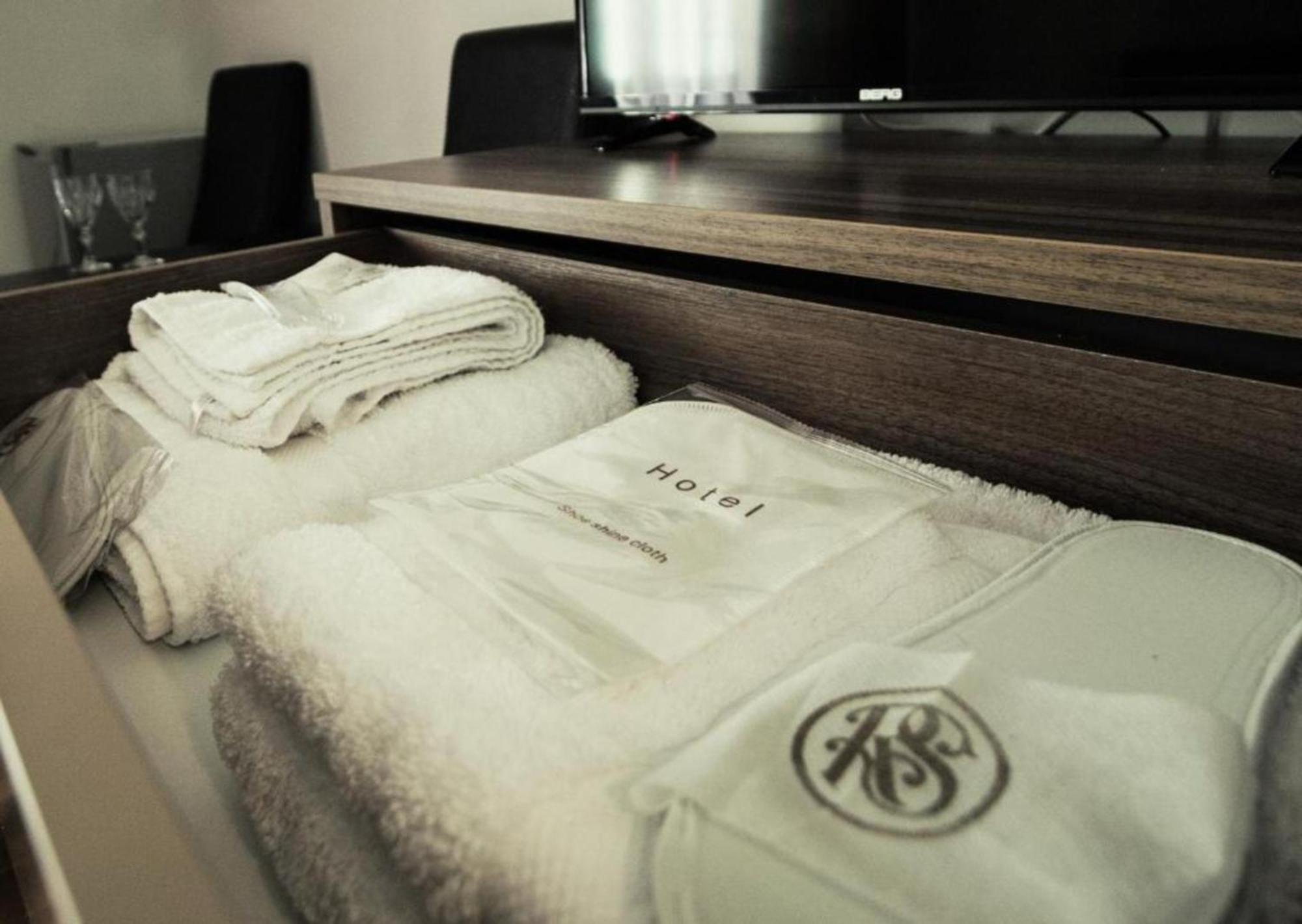 Hotel Season 耶烈万 外观 照片